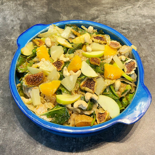 سالاد اسفناج با ميوه هاي فصل